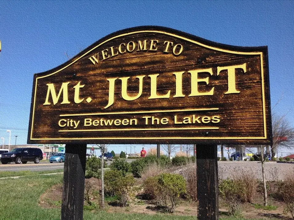 The "Welcome to Mt. Juliet, City Between the Lakes" sign on Mt. Juliet Road.